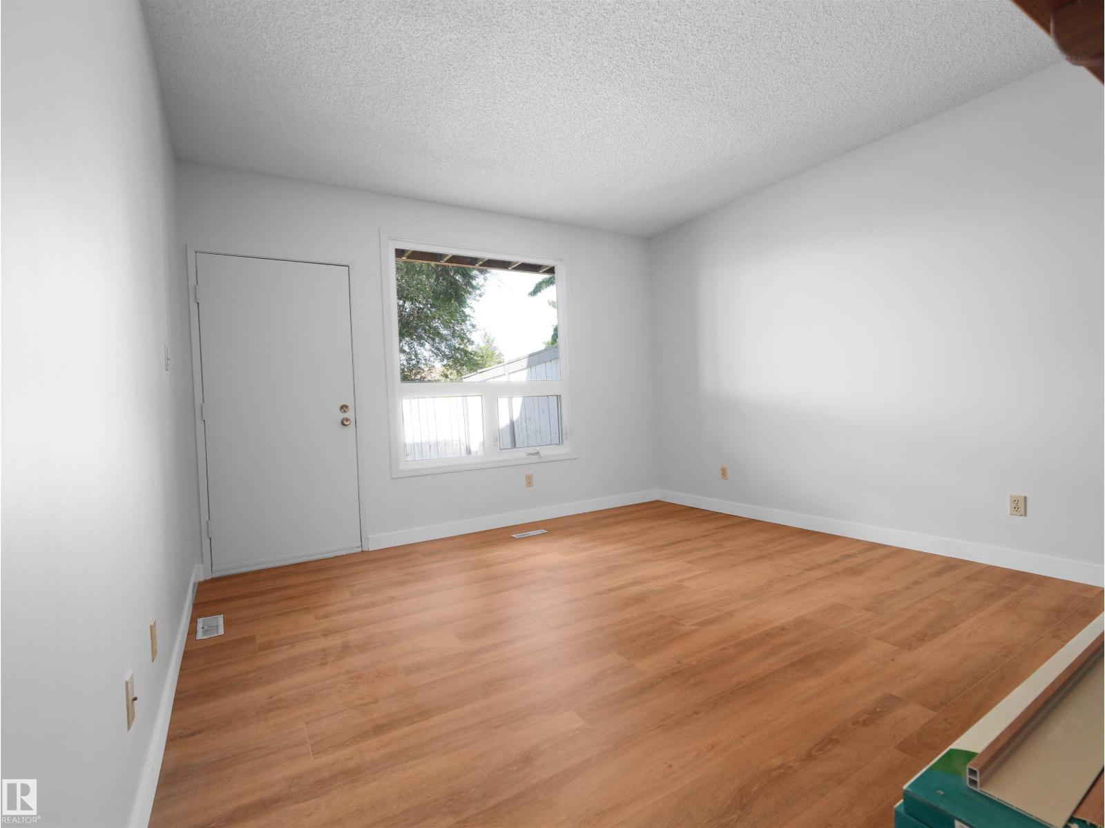 #50 1904 48 ST NW - 13