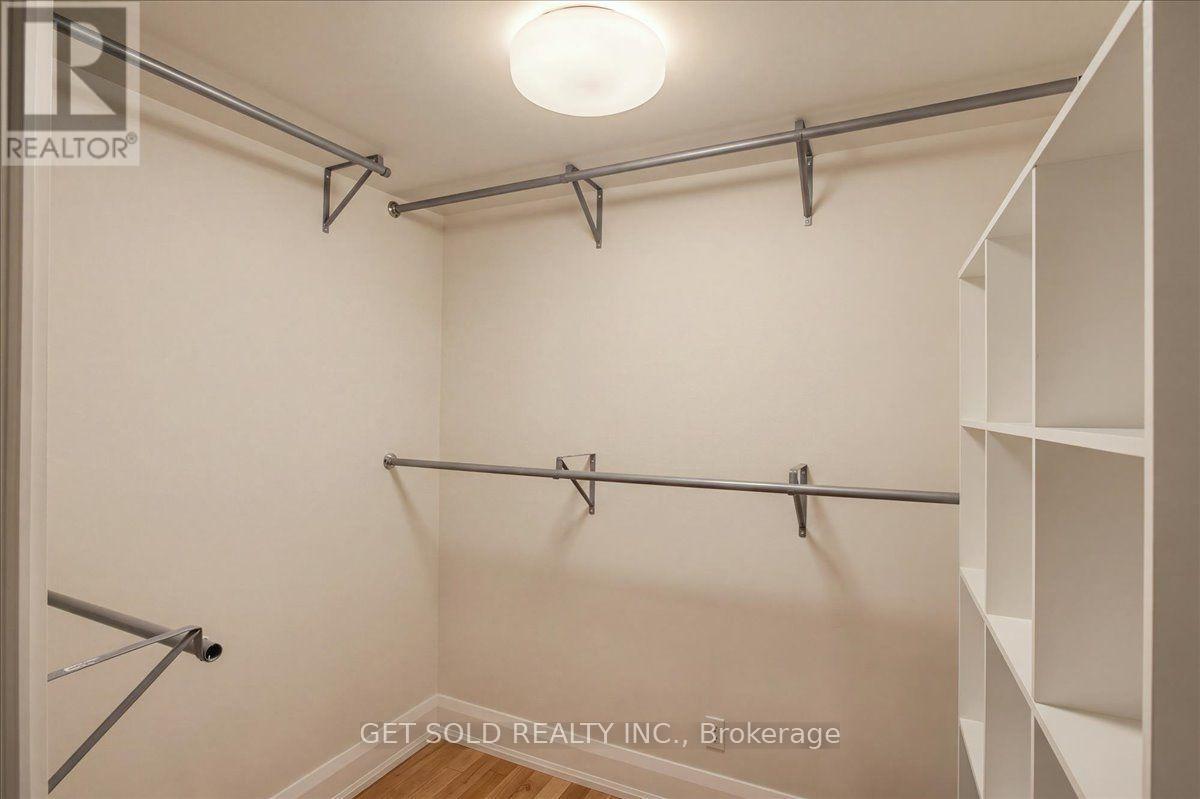 118 W UNIT 2 - 2045 MUSKOKA ROAD - Image 34