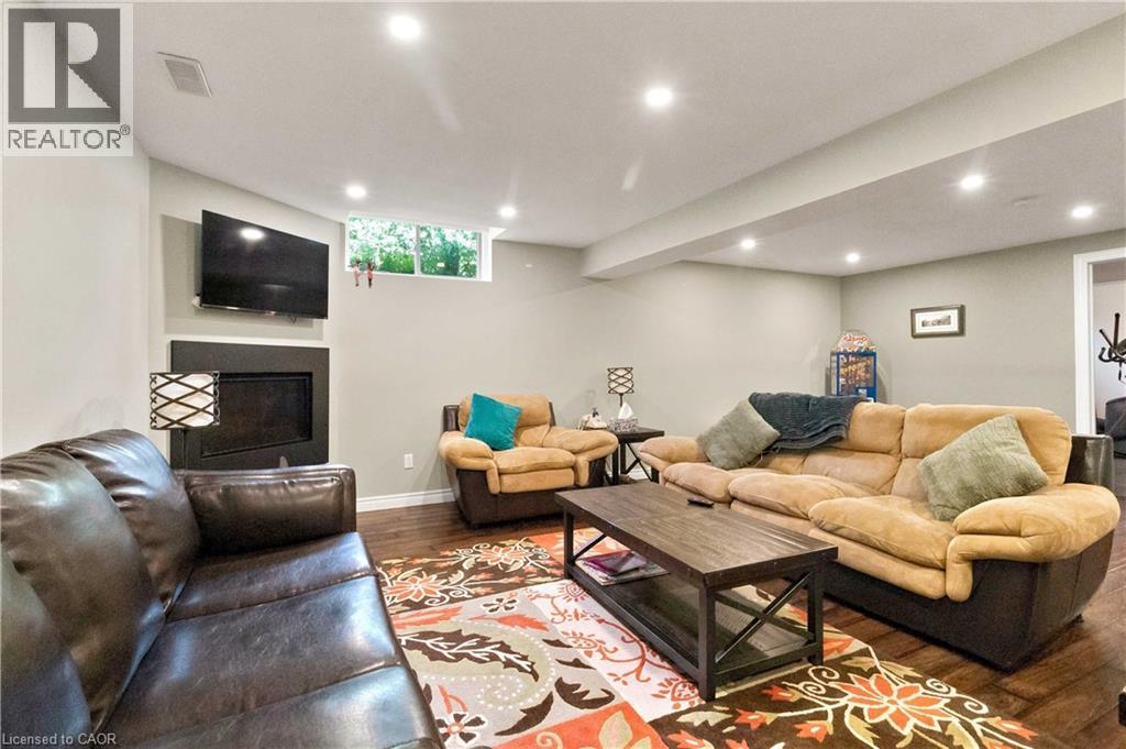 99 MAGNOLIA Drive - Image 31