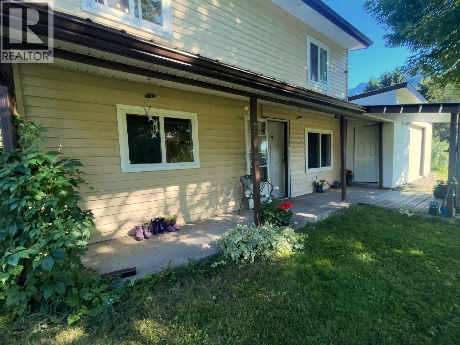 1555 ALDOUS STREET - 19