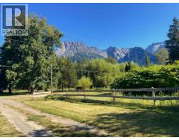 1555 Aldous Street, Hazelton, BC V0J2J1 Photo 40