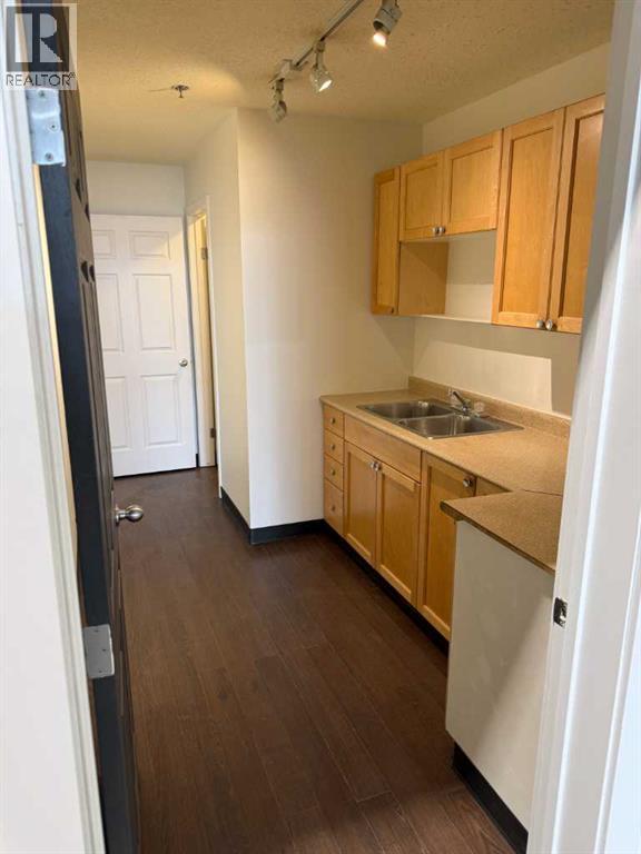 18, 7102 52, Lacombe — property photo 10