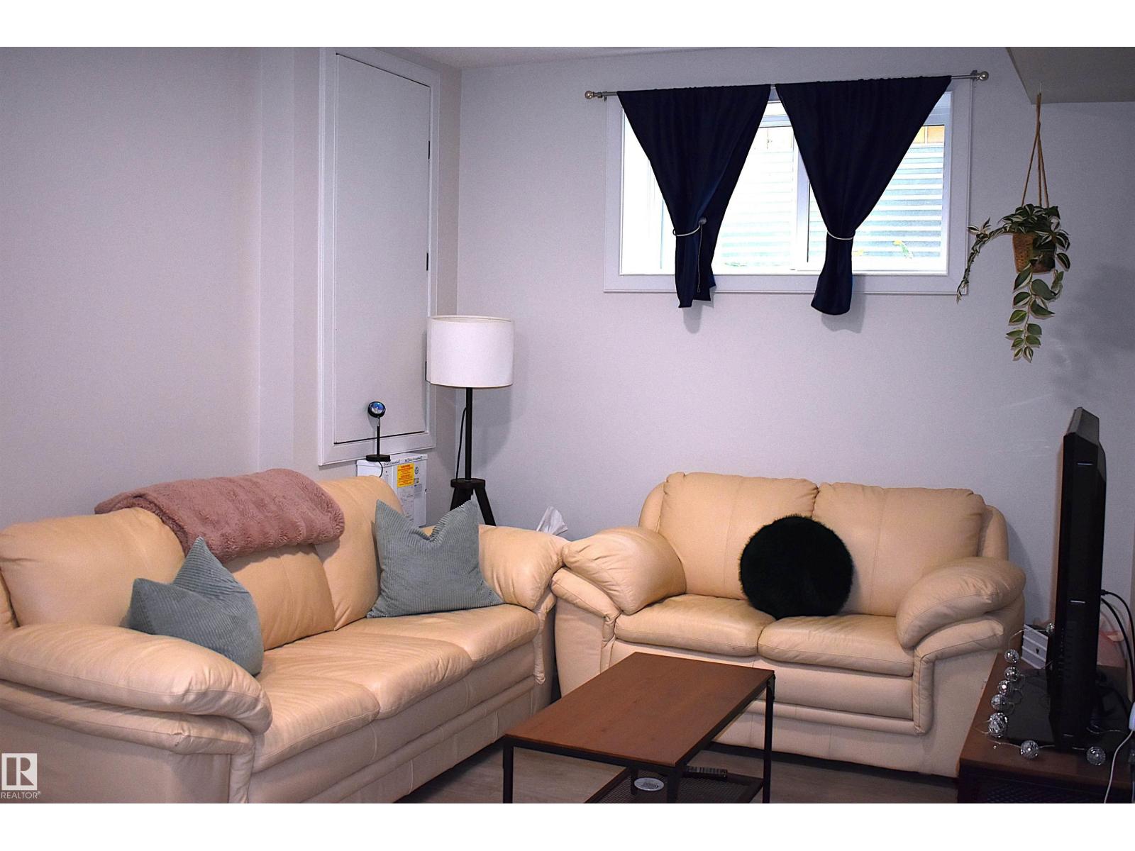 10510 153 ST NW - Image 28