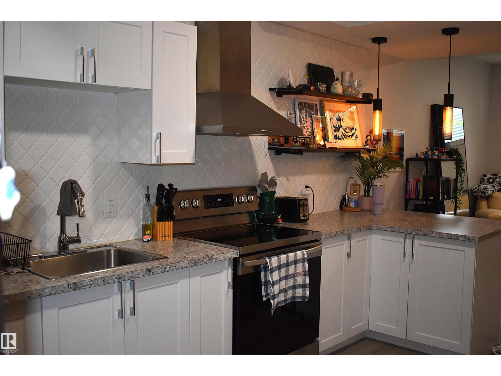 10510 153 ST NW - Image 26