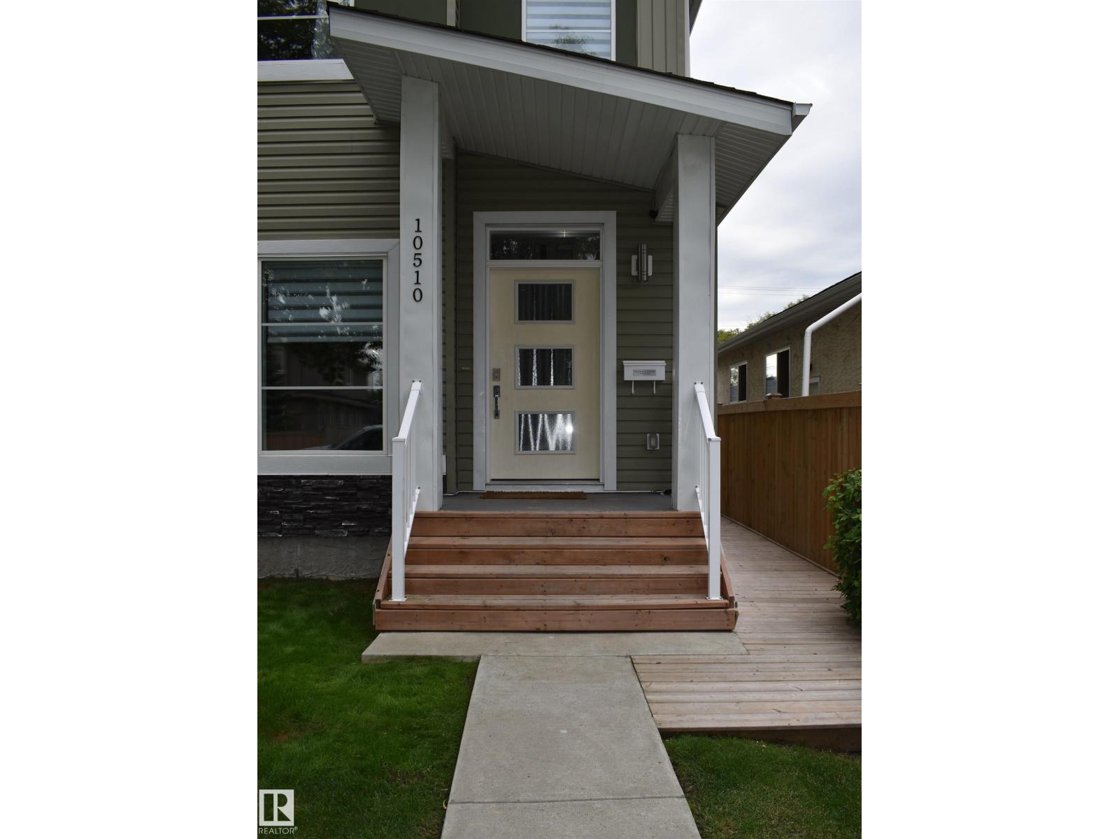 10510 153 ST NW - 2