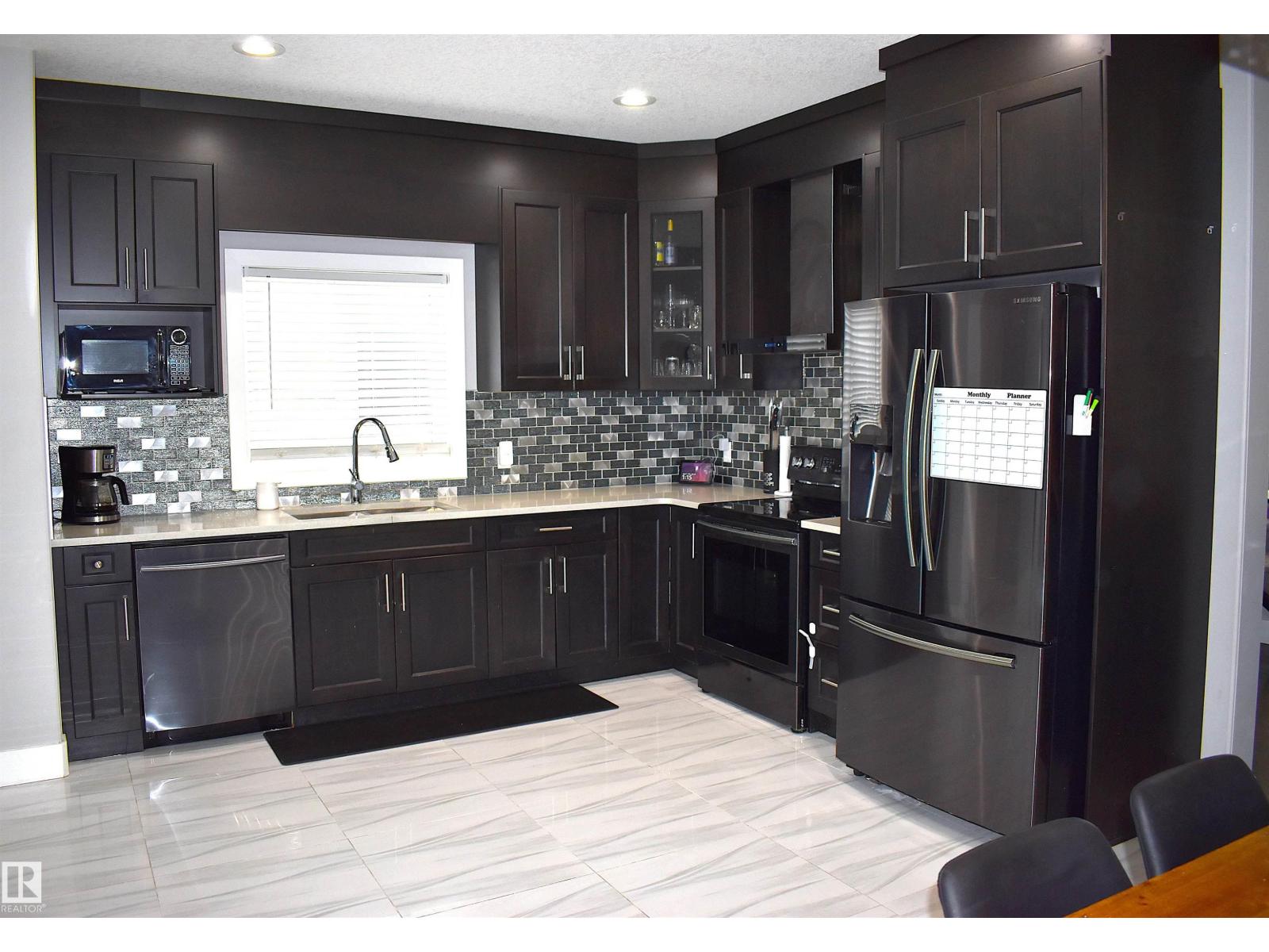 10510 153 ST NW - Image 3