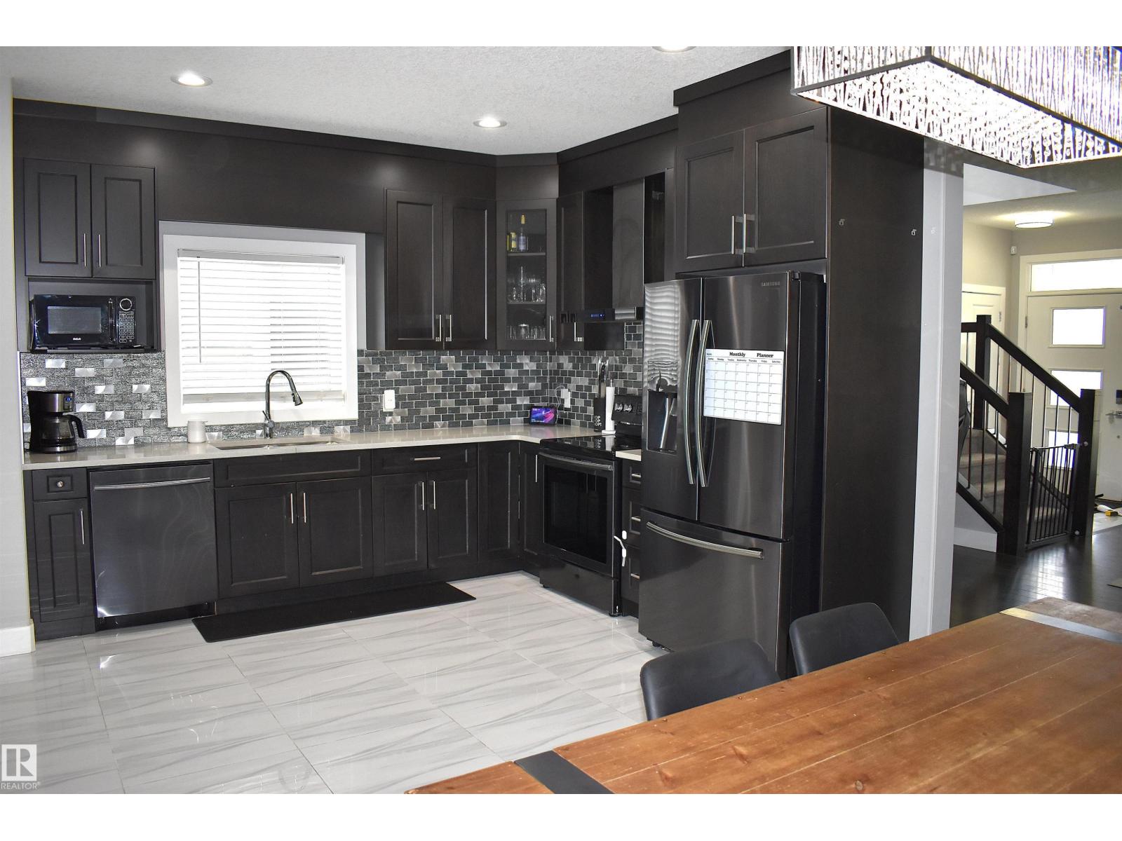 10510 153 ST NW - Image 5