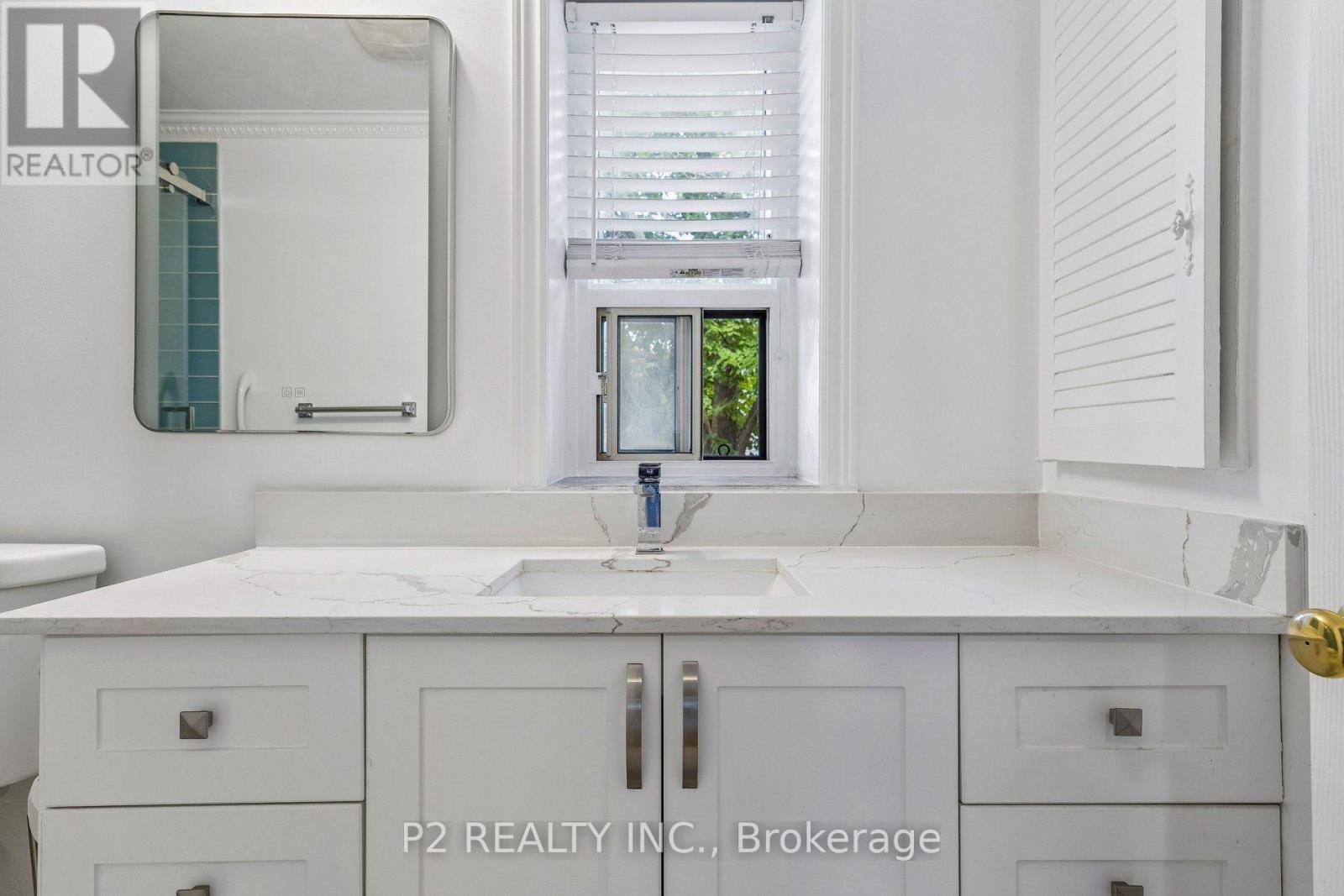 22-25 GOSFORD BLVD. BOULEVARD N - 8