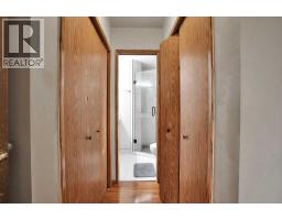 28 Martinridge Road Ne, Calgary, AB T3J3L4 Photo 23