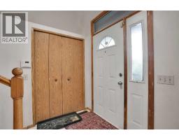 28 Martinridge Road NE - photo 4