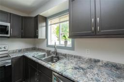 46 Berard Way, Winnipeg, MB R3V1N4 Photo 9