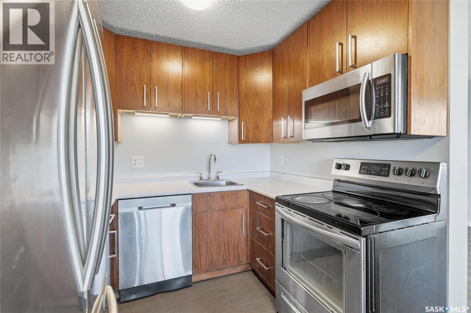 #3802 Rae STREET - Image 7