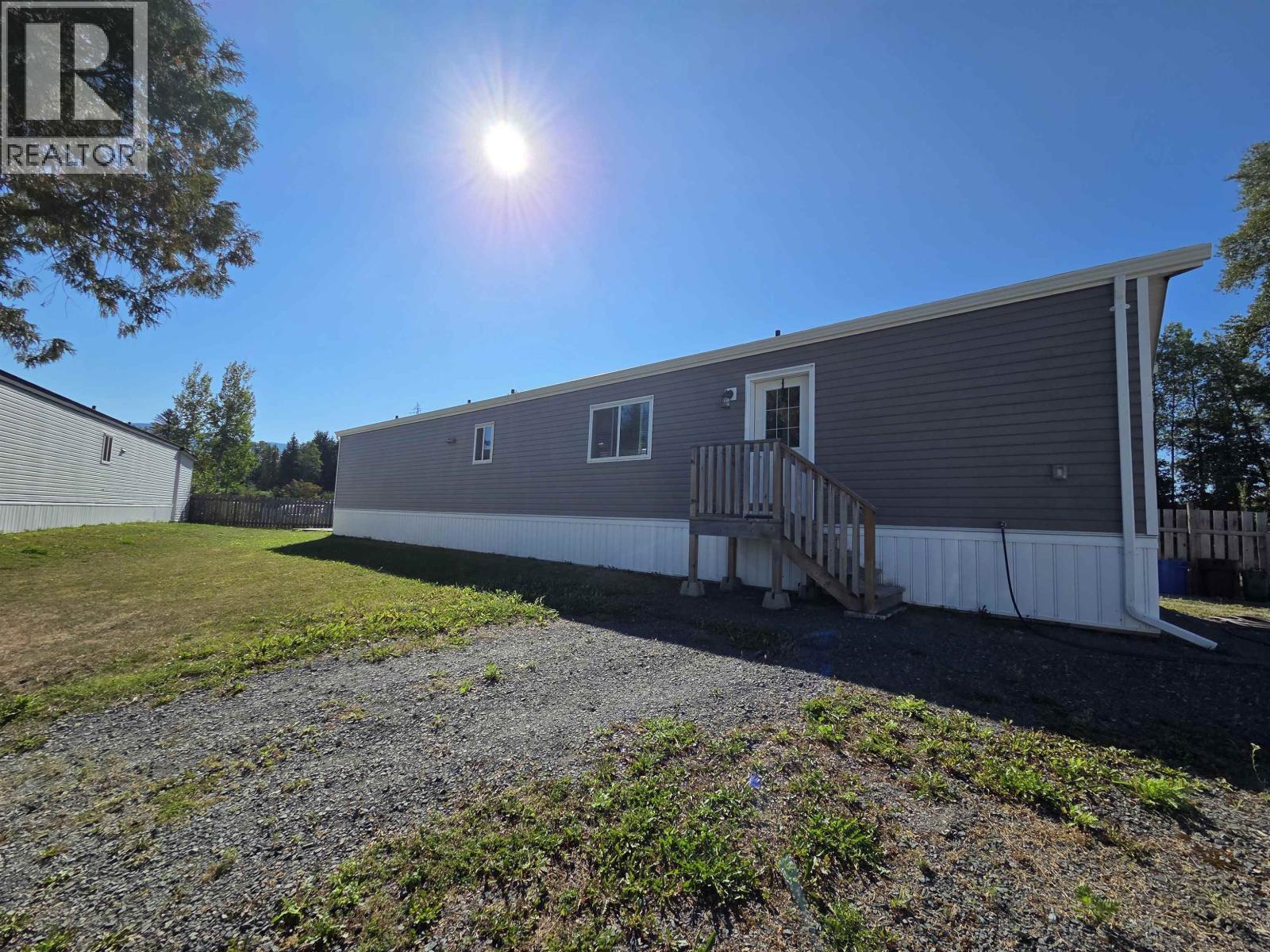 #121 5204 ACKROYD STREET - 1
