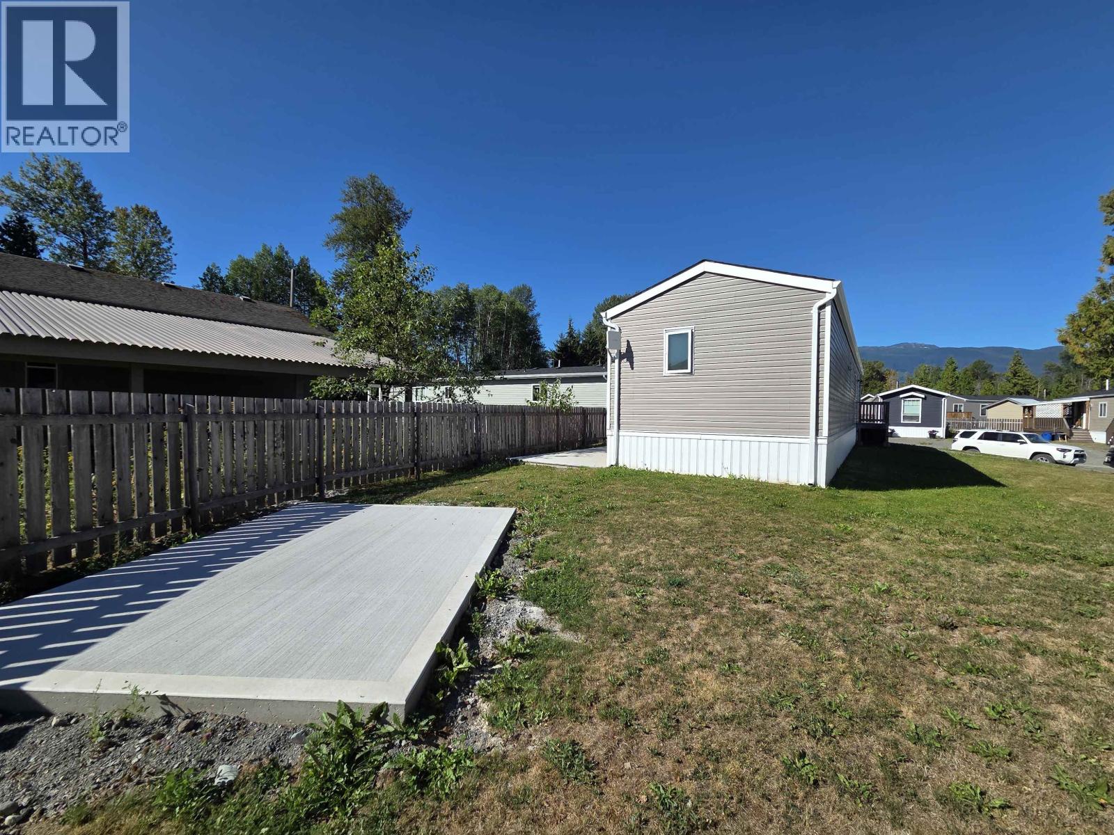 #121 5204 ACKROYD STREET - 16