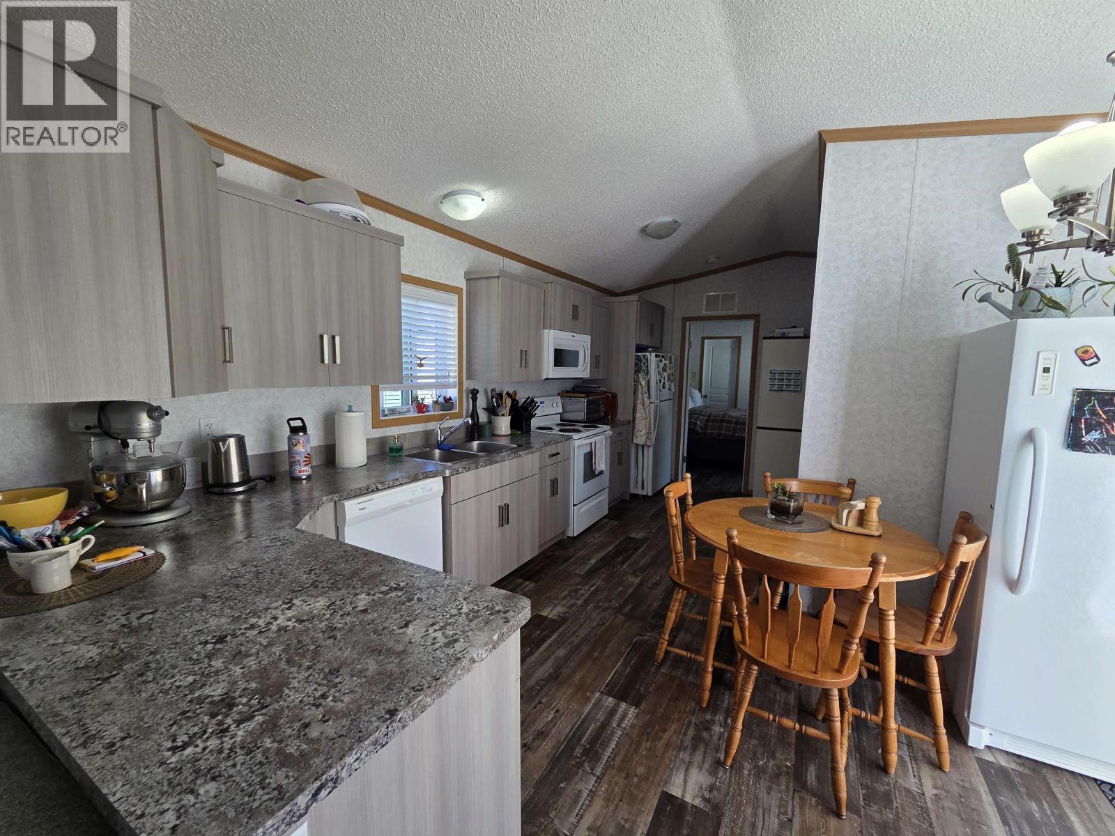 #121 5204 ACKROYD STREET - Image 7