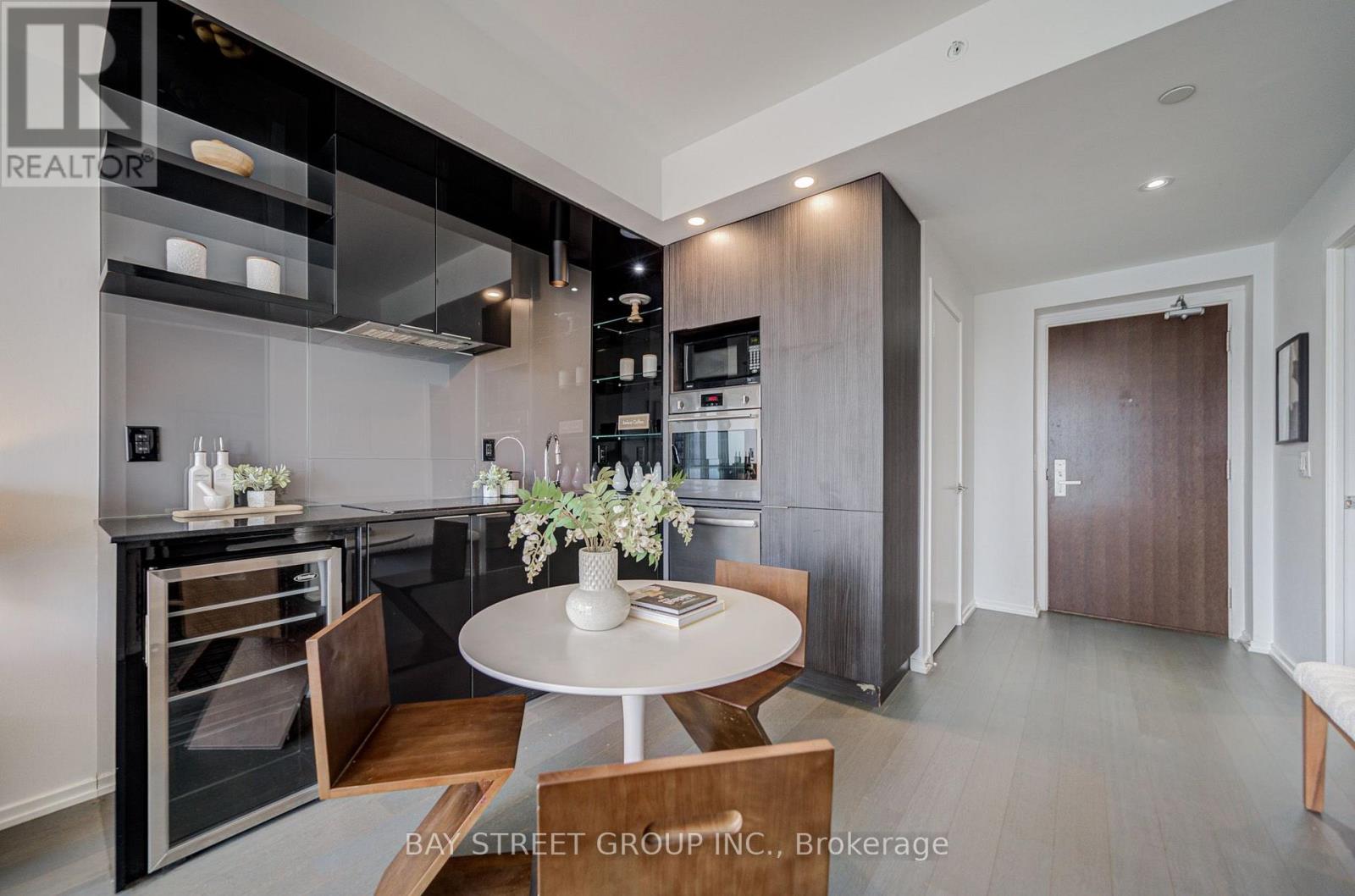 #5308 70 TEMPERANCE STREET - 6