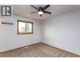 Family room - 22 Bruns Crescent, Lacombe, AB T4L1P1 Photo 12
