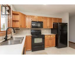 Bedroom - 22 Bruns Crescent, Lacombe, AB T4L1P1 Photo 10