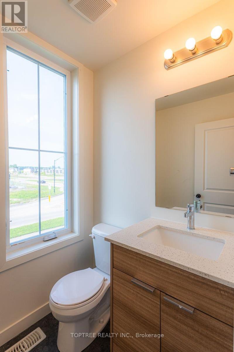 4 bedroom Single Family interior view, 106- 1781 Henrica Avenue, London North (North S), Ontario