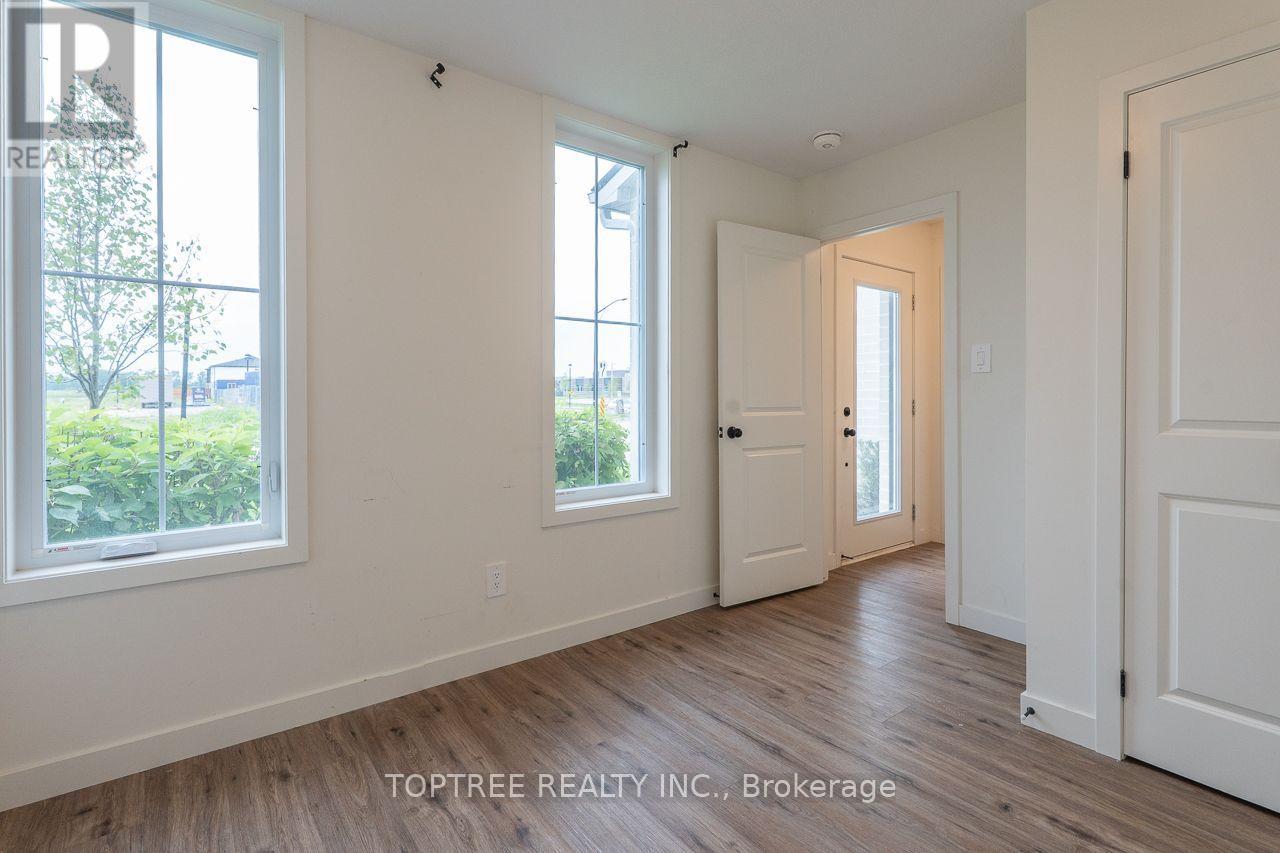 4 bedroom Single Family interior view, 106- 1781 Henrica Avenue, London North (North S), Ontario