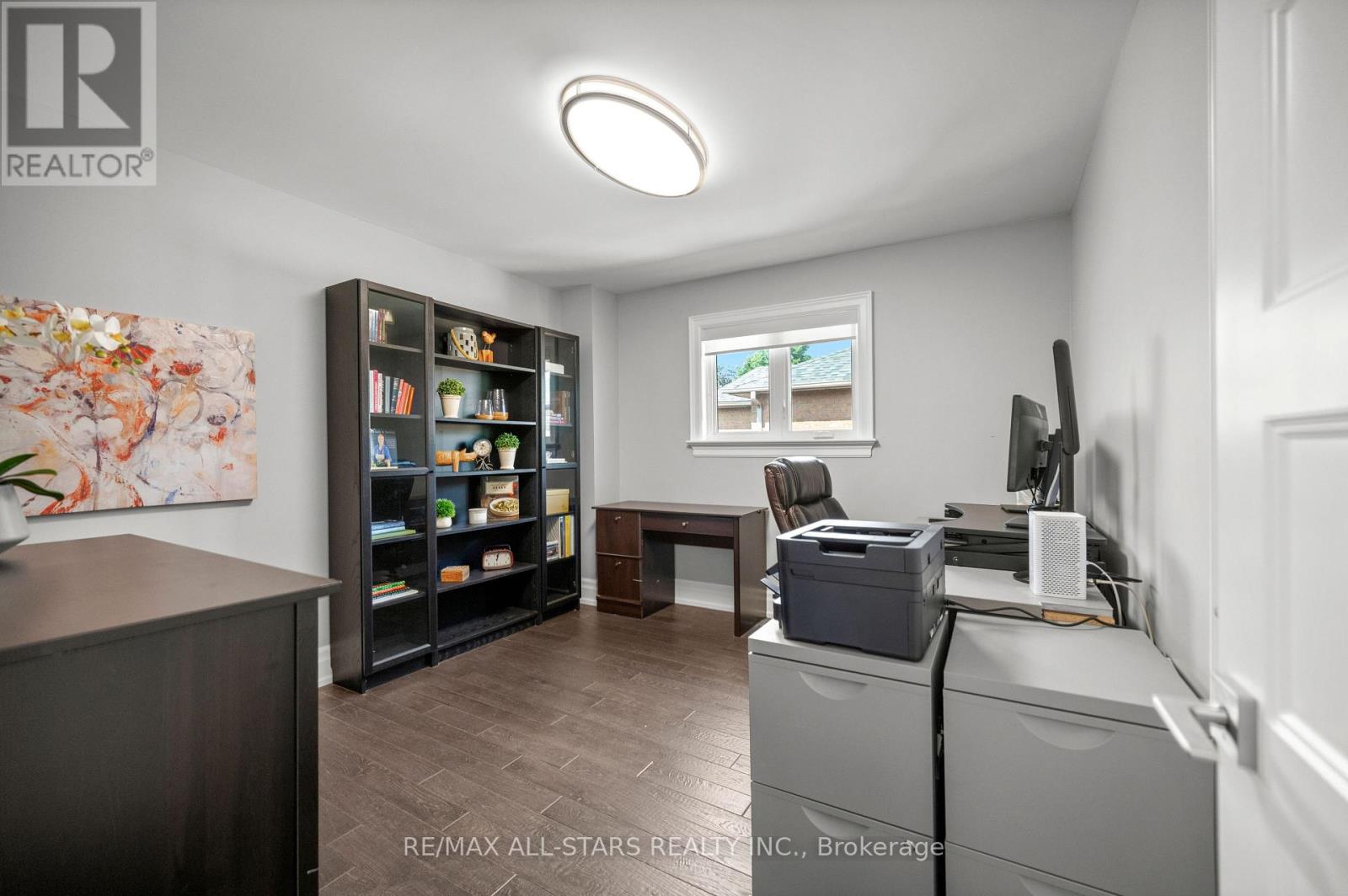 139 RHODES CIRCLE - Image 30