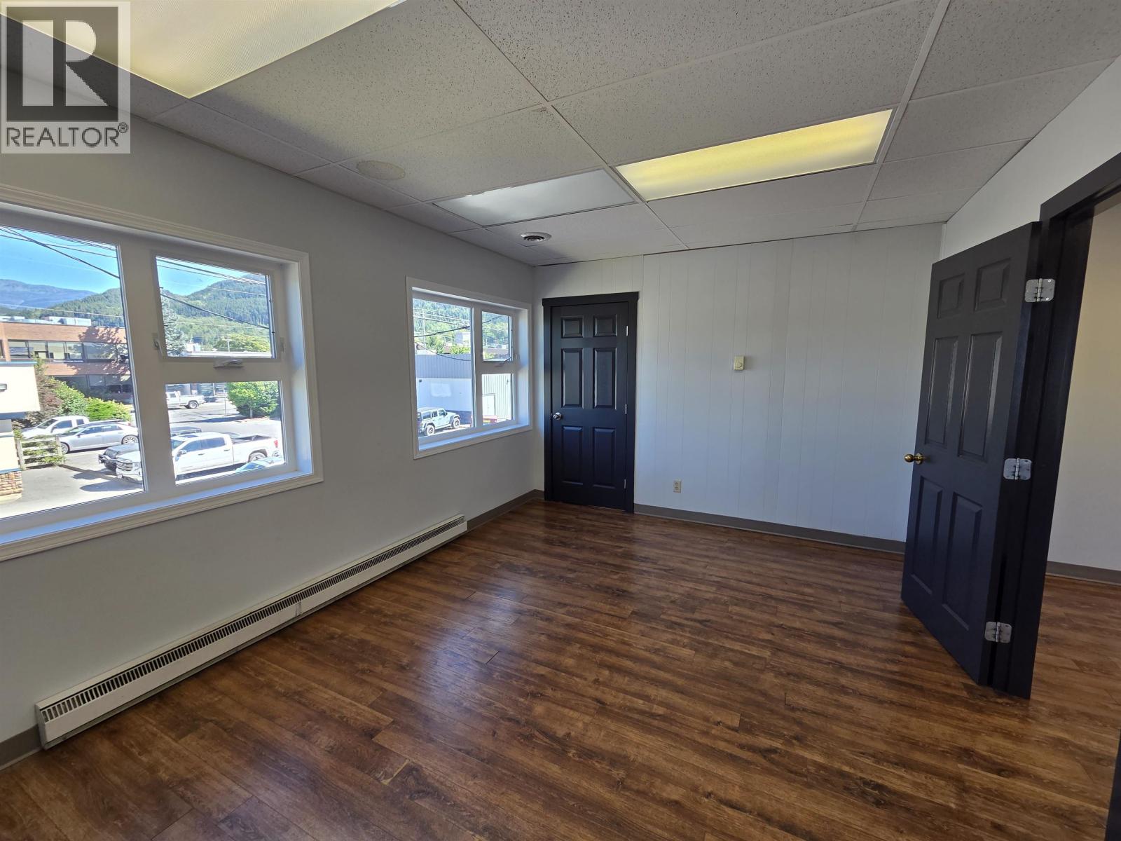 #211-4650 LAKELSE Avenue, Terrace