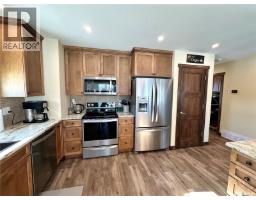 Larson Lake Ranch & Lakefront Property, Larsen Lake, SK S0J2M0 Photo 12