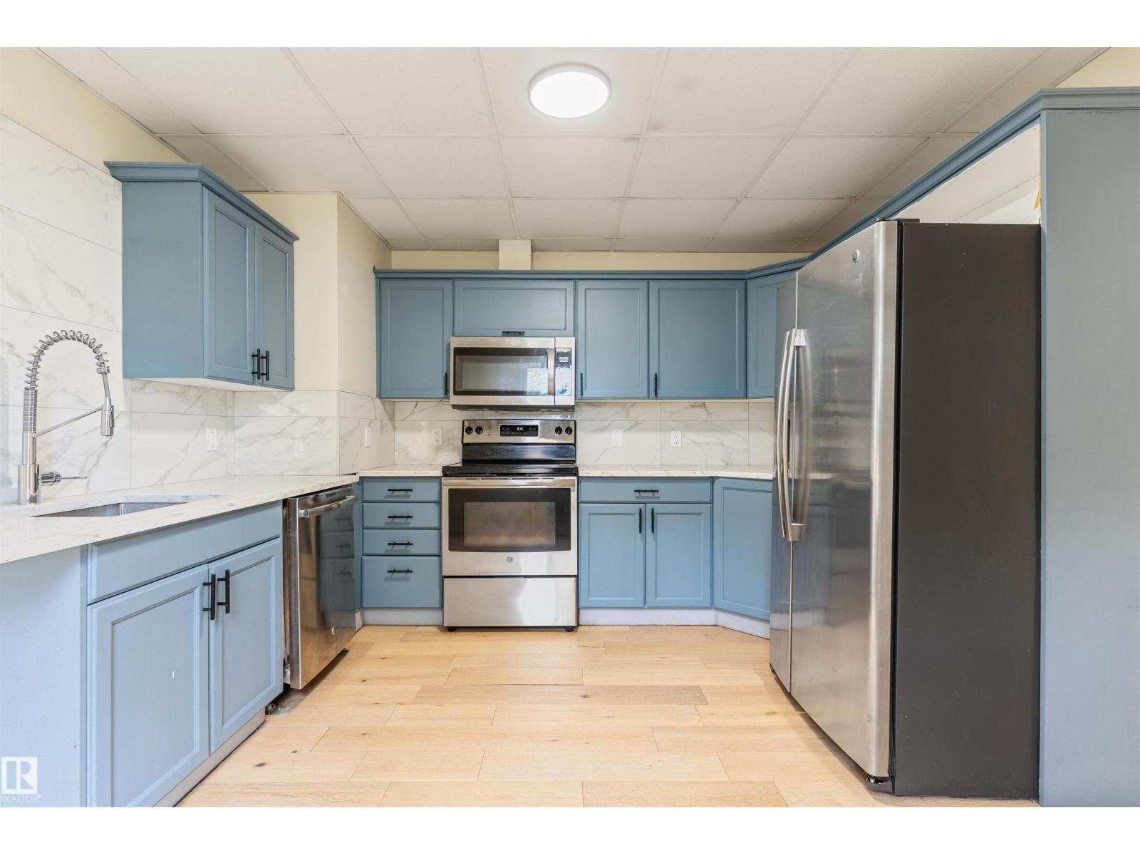 12337 128 AV NW - 6