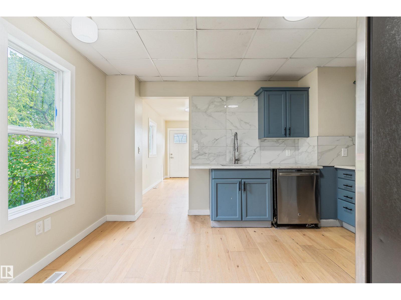 12337 128 AV NW - Image 5