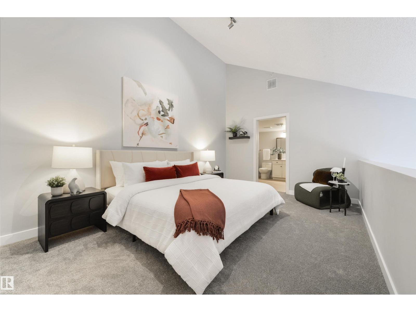 #409 10153 117 ST NW - Image 23