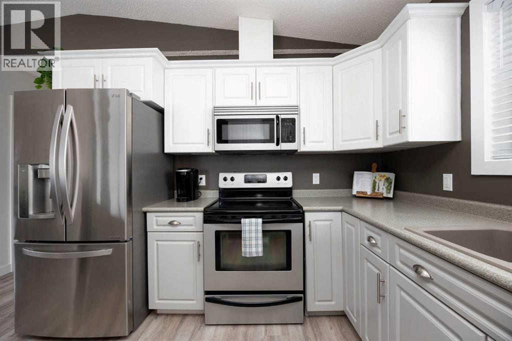150 Pacific Crescent - 10