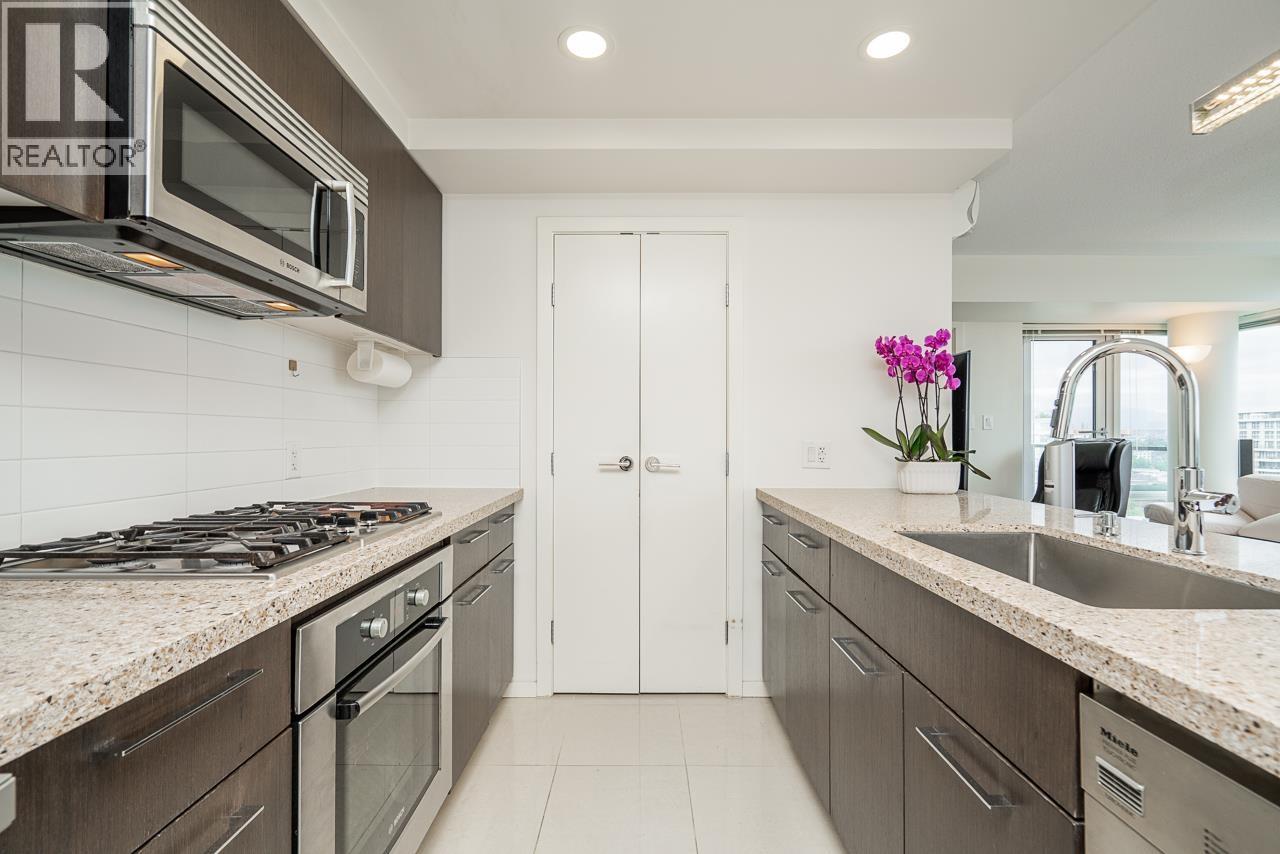 #1607-7988 ACKROYD Road, Richmond