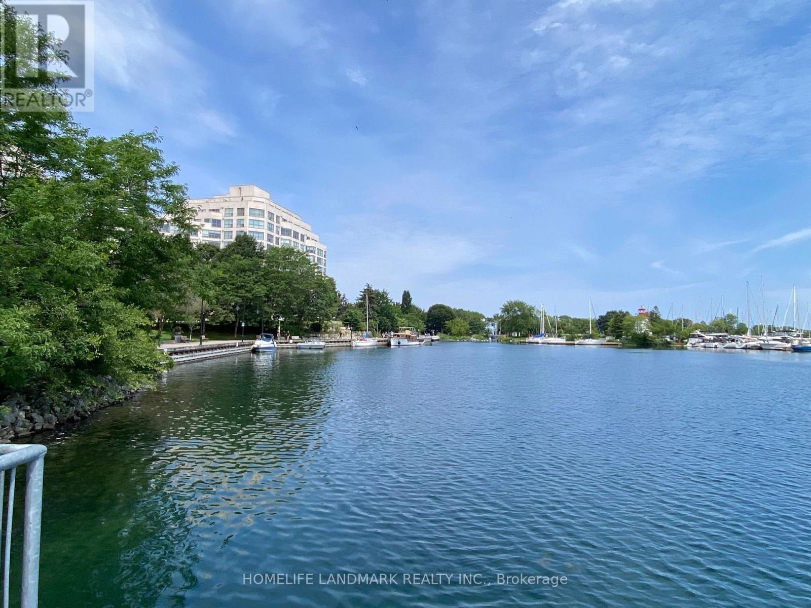 #B 2283 LAKE SHORE BOULEVARD W - Image 29