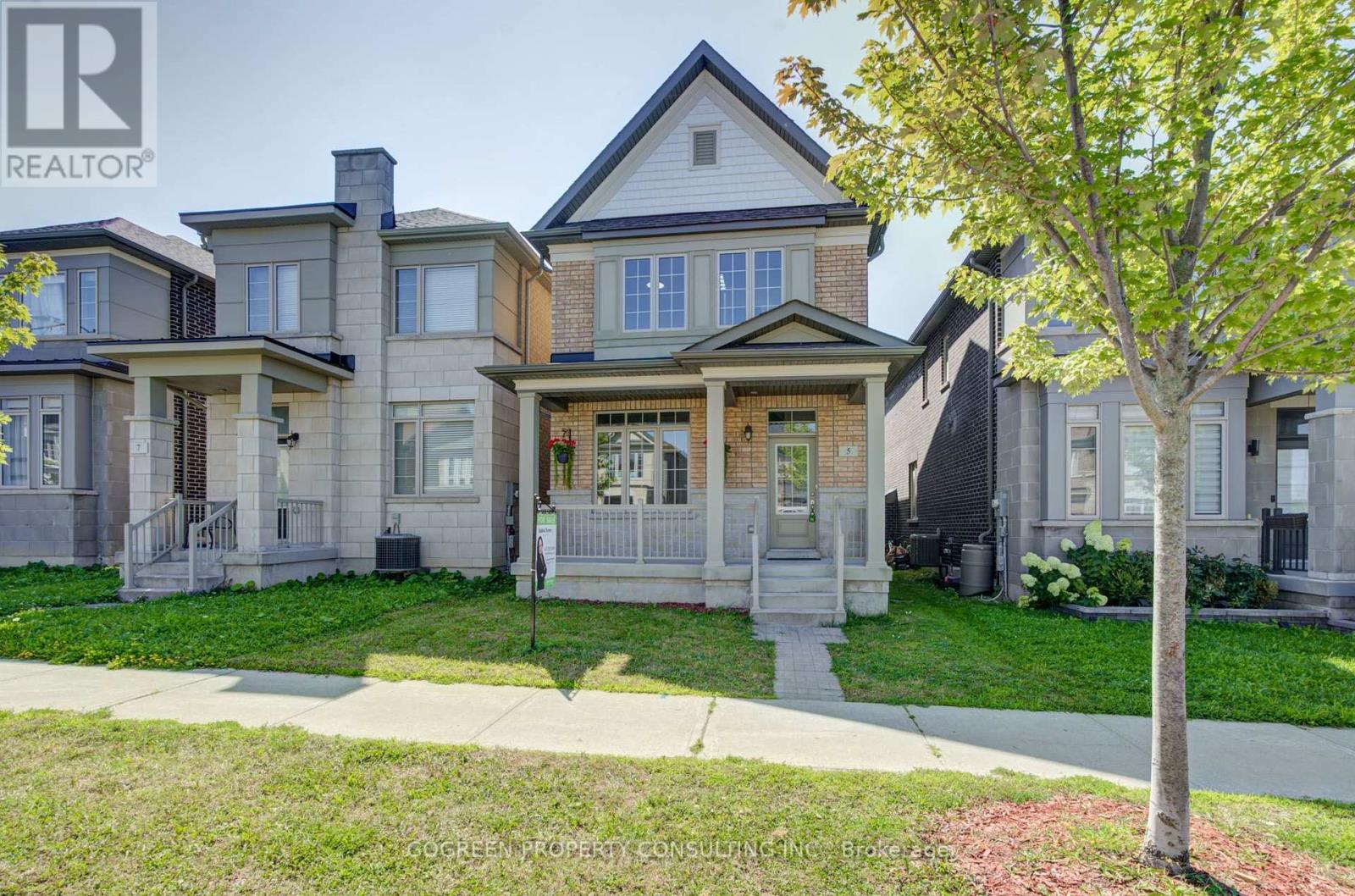 5 APPLEGATE DRIVE - 2