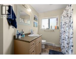3944 Circle Dr, Metchosin, BC V9C4A9 Photo 37