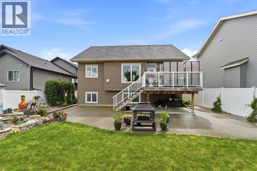 13 Churchill Place - Image 36