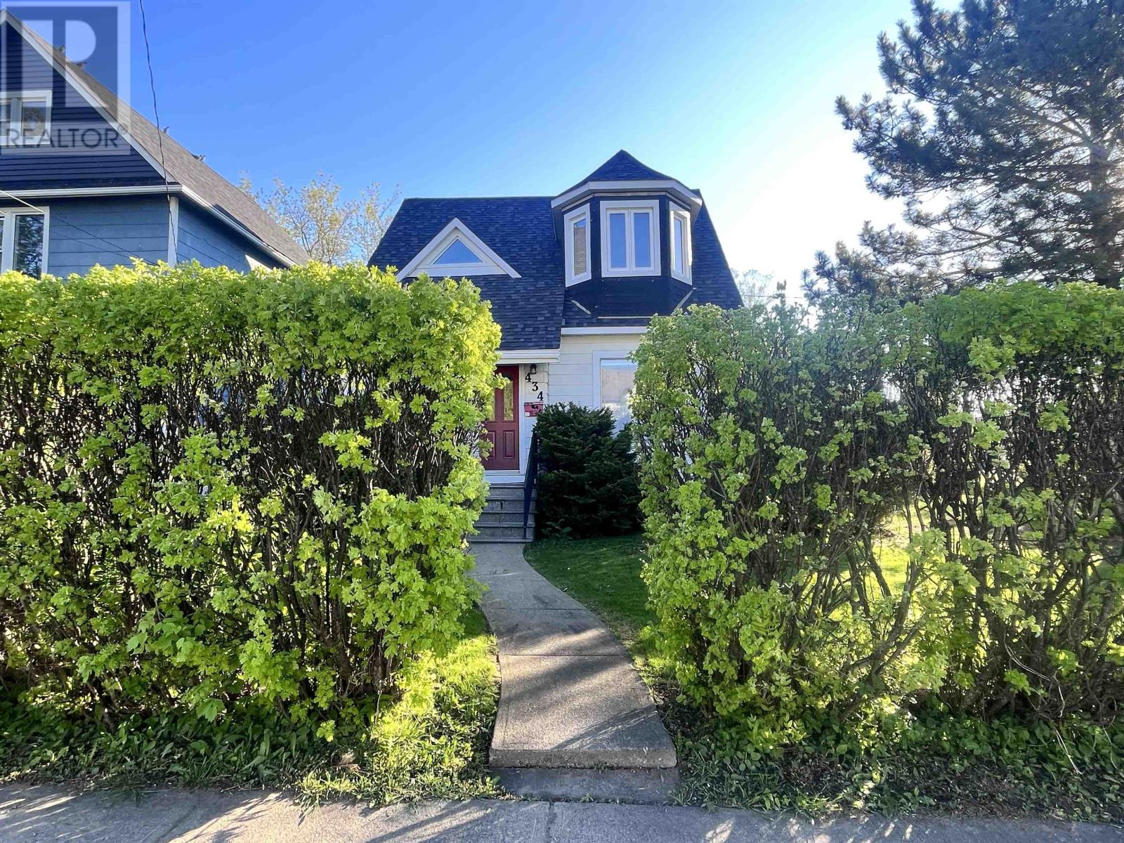 434 Hebert ST - 37