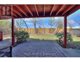 22 Chiltern Hill, Richmond Hill, ON L4B3B8 Photo 30