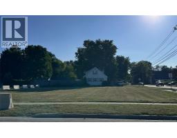 230 Woodstock Road, photo 2