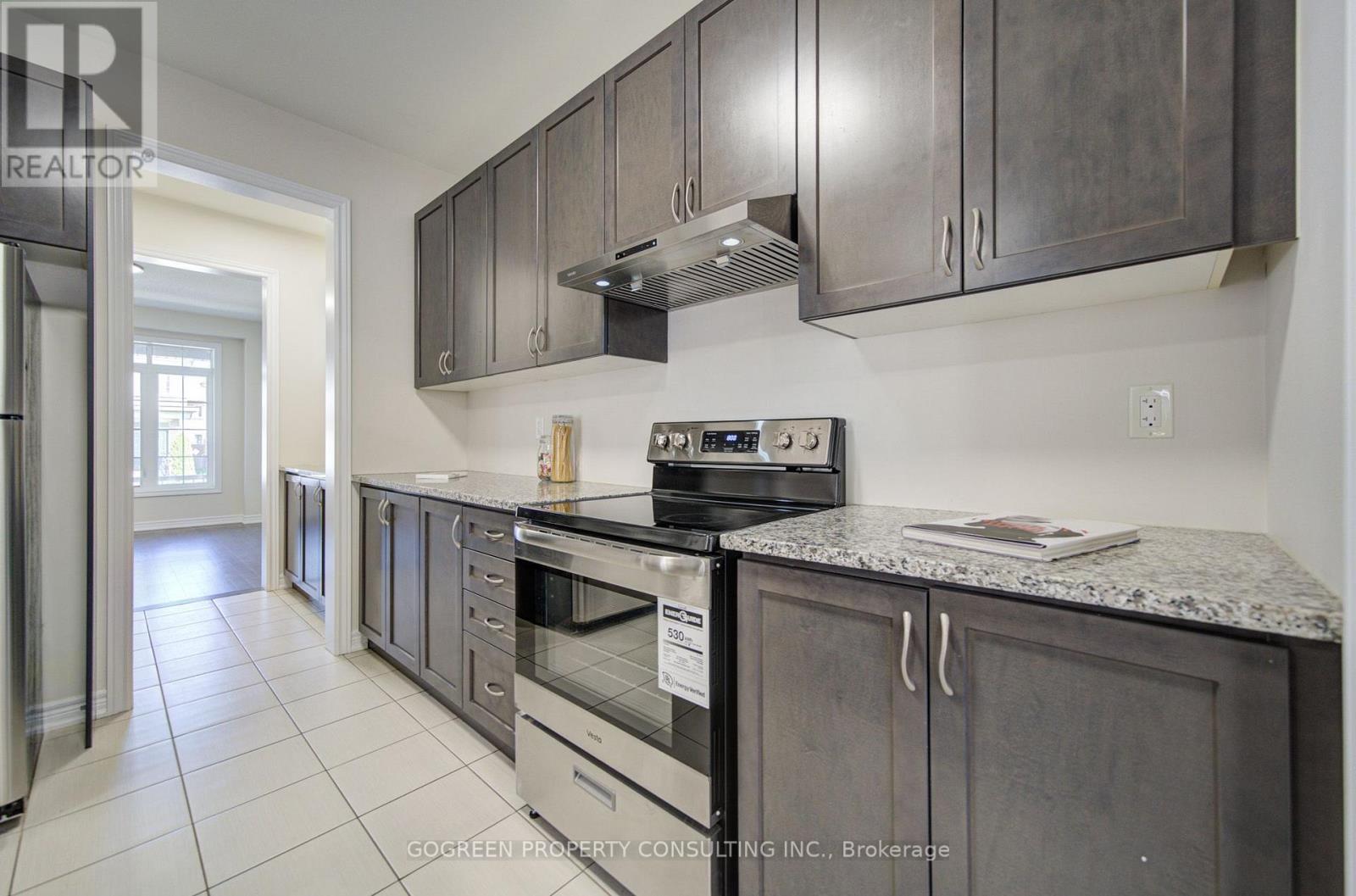 5 APPLEGATE DRIVE - 11