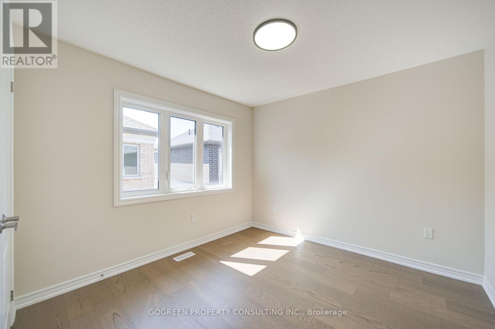 5 APPLEGATE DRIVE - Image 29