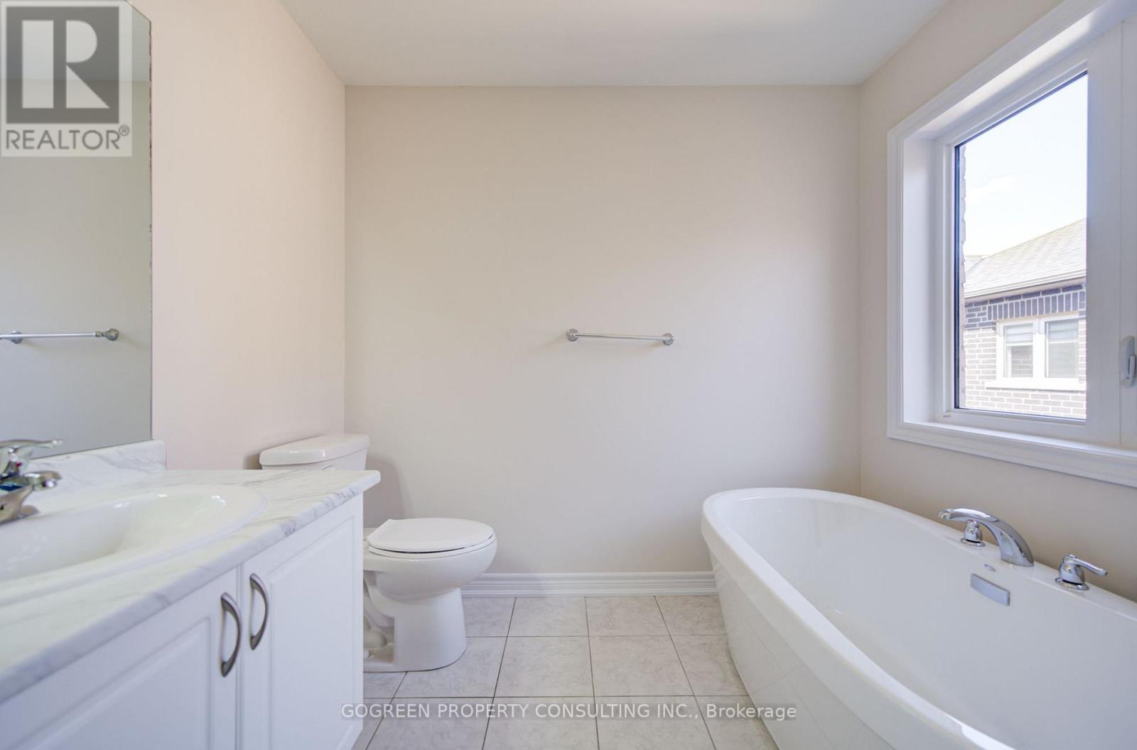 5 APPLEGATE DRIVE - Image 37