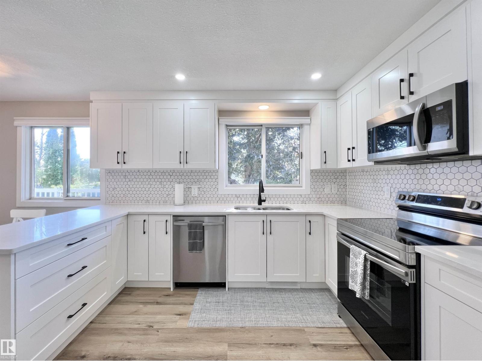 4235 147 ST NW - 13