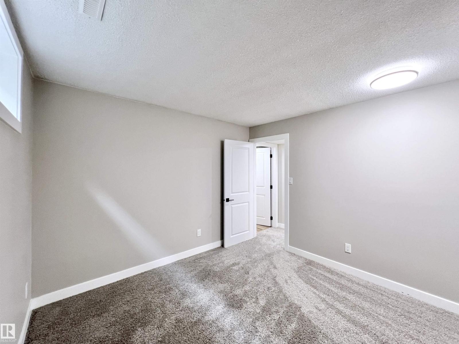 4235 147 ST NW - Image 43