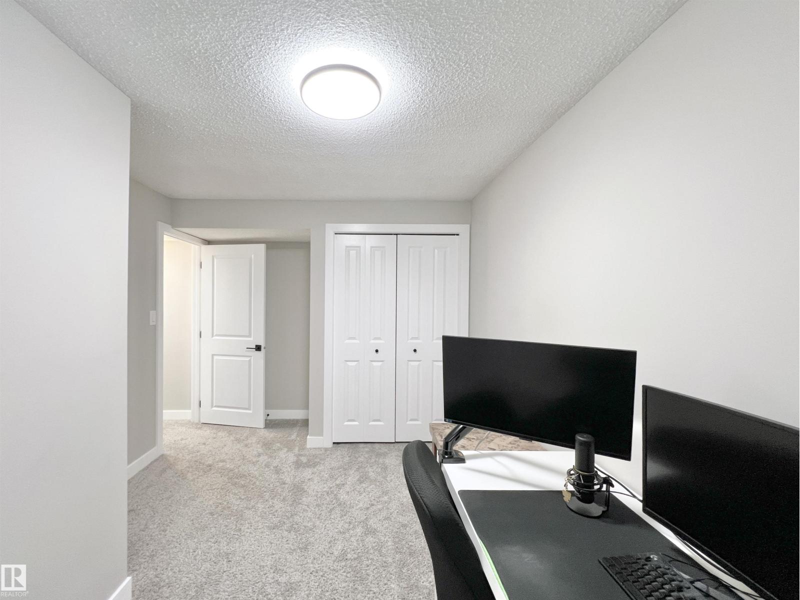 4235 147 ST NW - 40