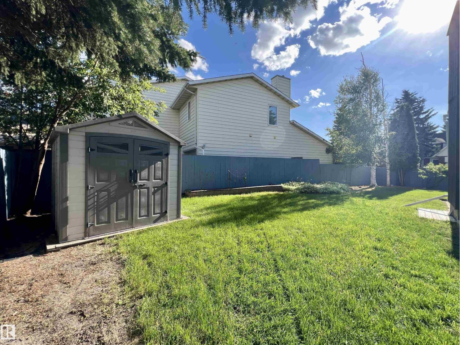 4235 147 ST NW - 57