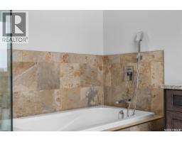 Foyer - 503 8th Avenue E, Watrous, SK S0K4T0 Photo 17