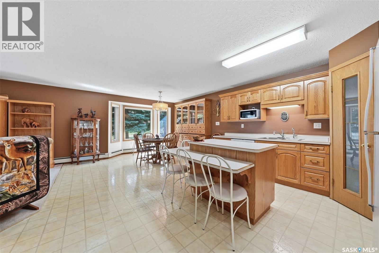 ##2 105 6th AVENUE E - 7