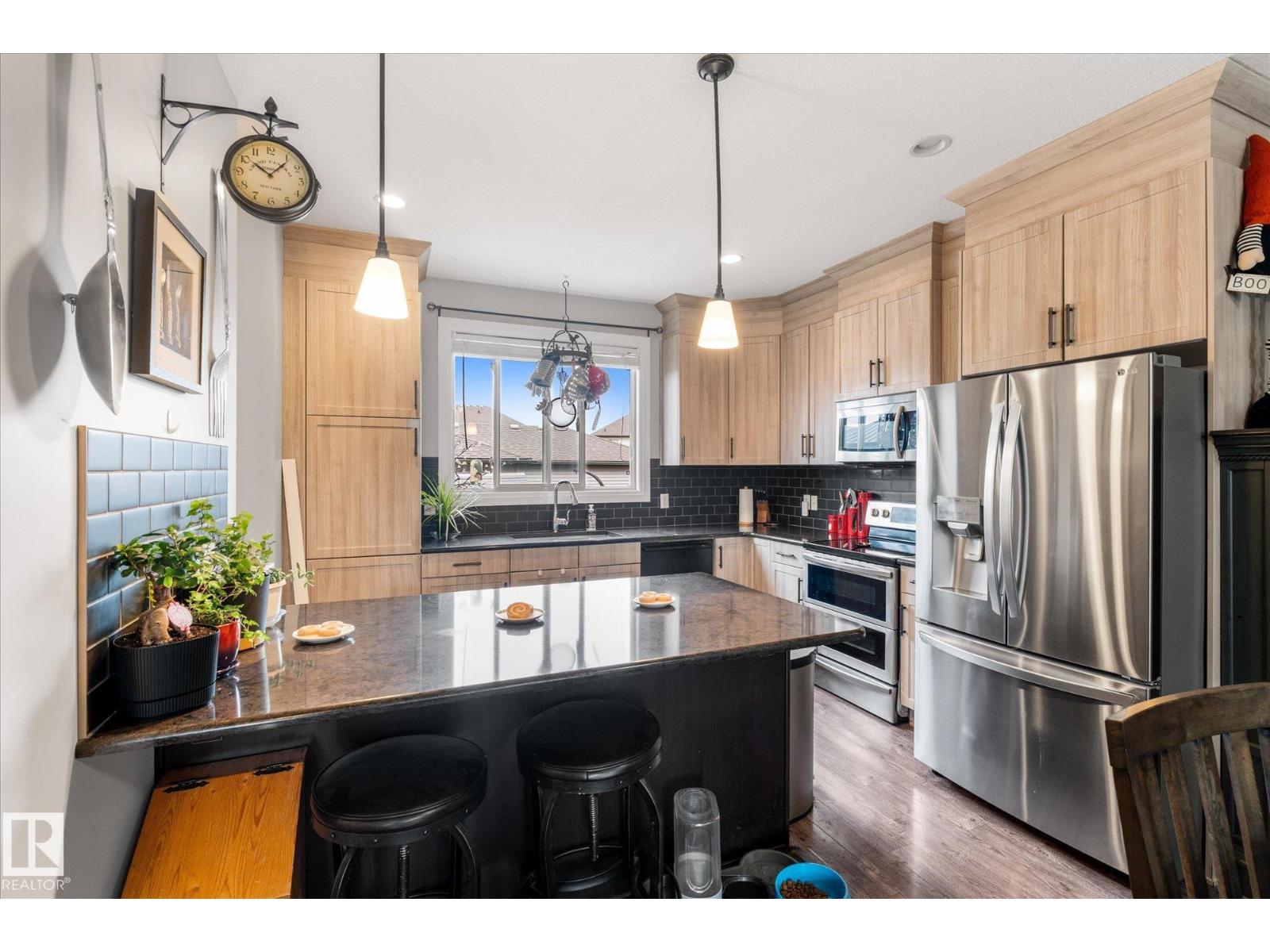 116 GILMORE WY - 10