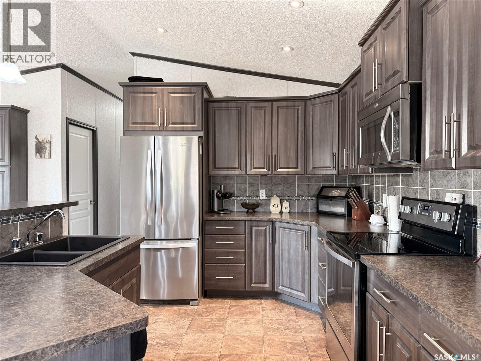 702 Prairie AVENUE - Image 9
